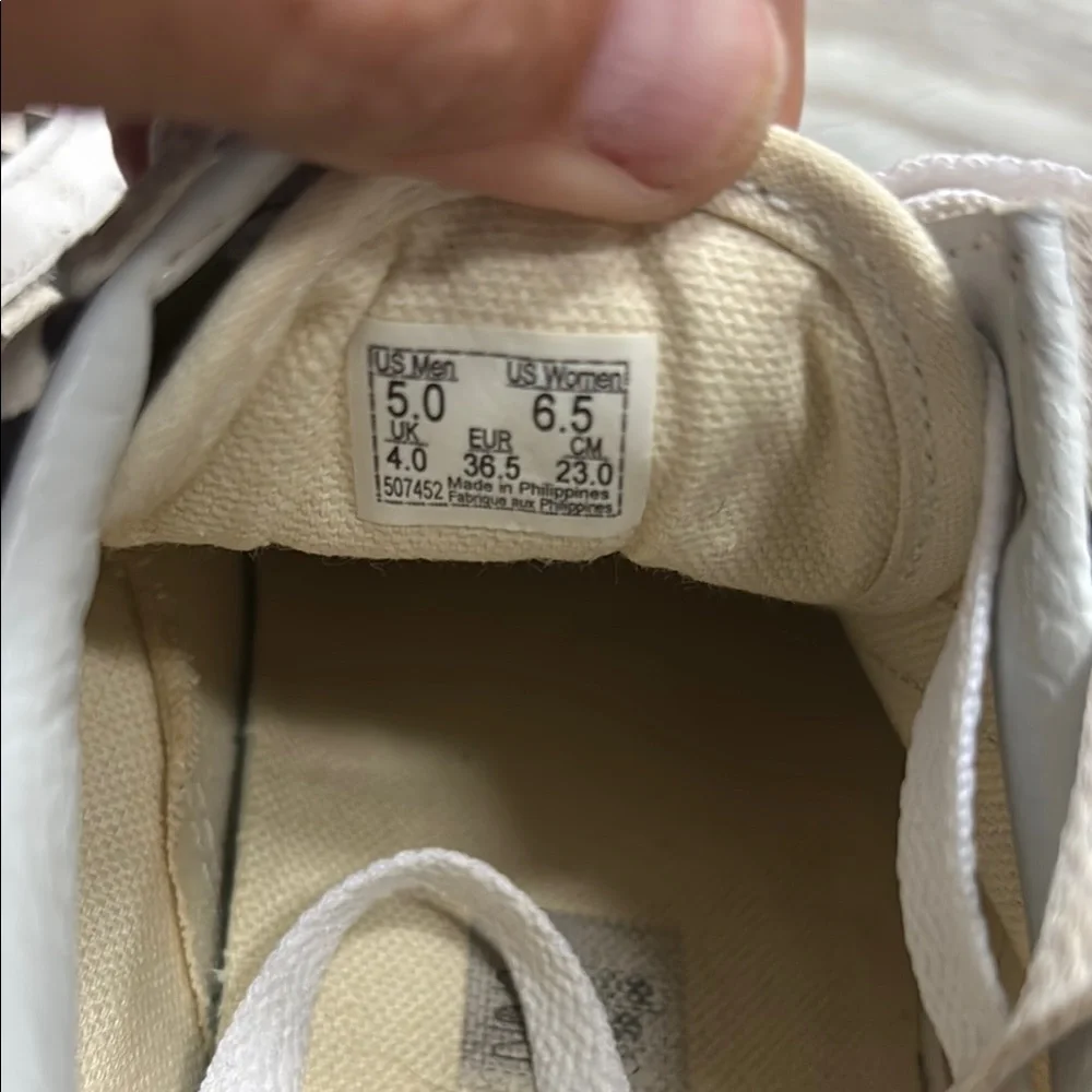 Vans Checkerboard Sneakers - Picture 6 of 6
